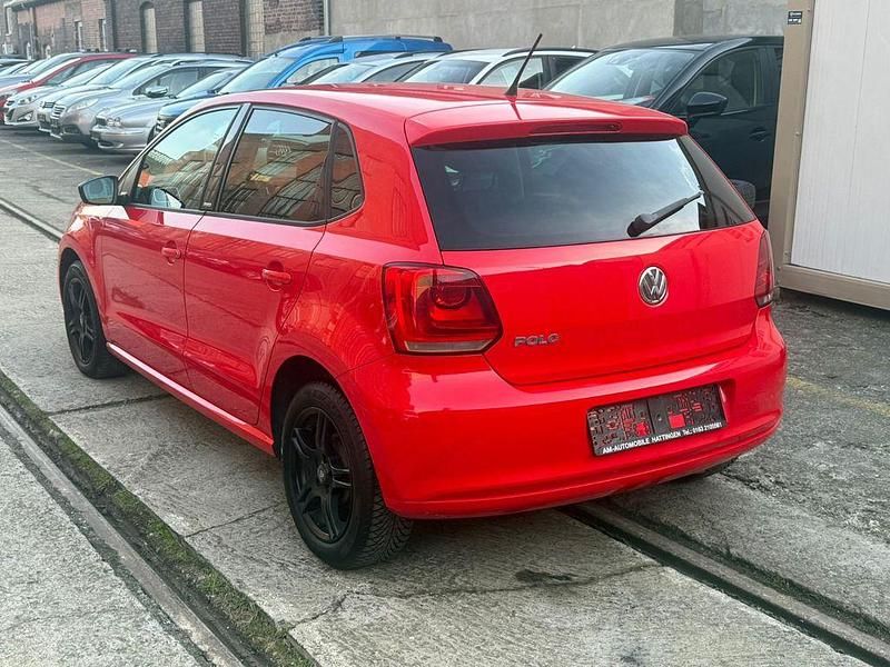 Gebraucht VW Polo Style 69 PS (50 kW) 2011 Rot Limousine