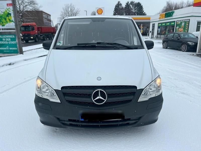 Gebraucht Mercedes Vito 107 PS (78 kW) 2011 Weiß Van