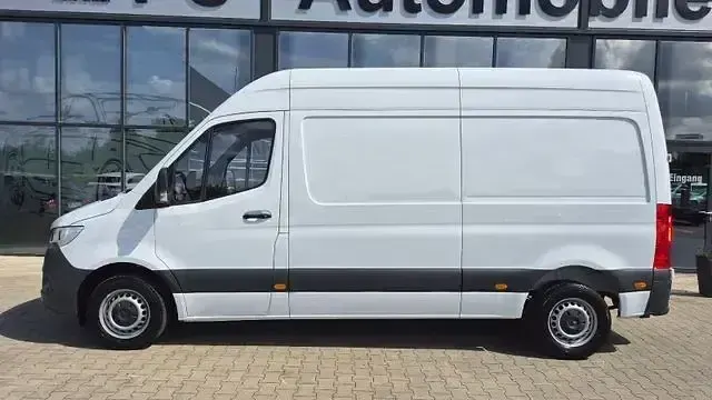 Gebraucht Mercedes Sprinter 150 PS (110 kW) 2023 Weiß Van