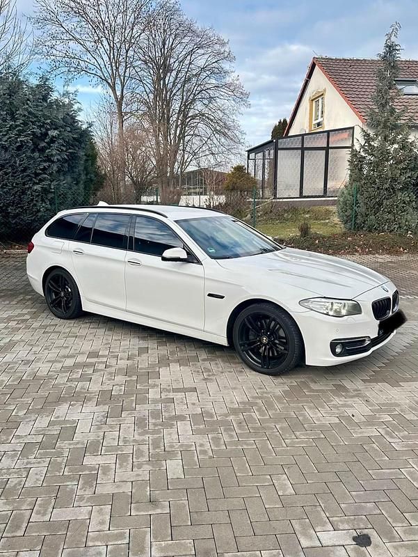 Gebraucht BMW 530 Sport Line 258 PS (189 kW) 2016 Weiß Kombi