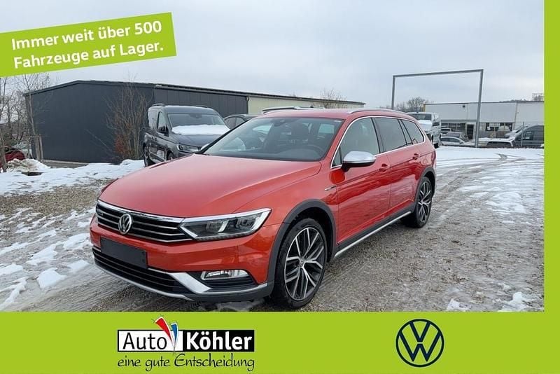 Gebraucht VW Passat Alltrack 190 PS (139 kW) 2017 Habanero orange / titanschwarz Kombi