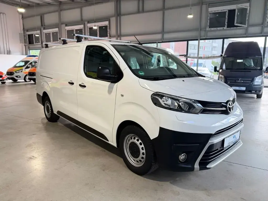 Gebraucht Toyota Proace 122 PS (89 kW) 2020 Weiß Van / Kleinbus