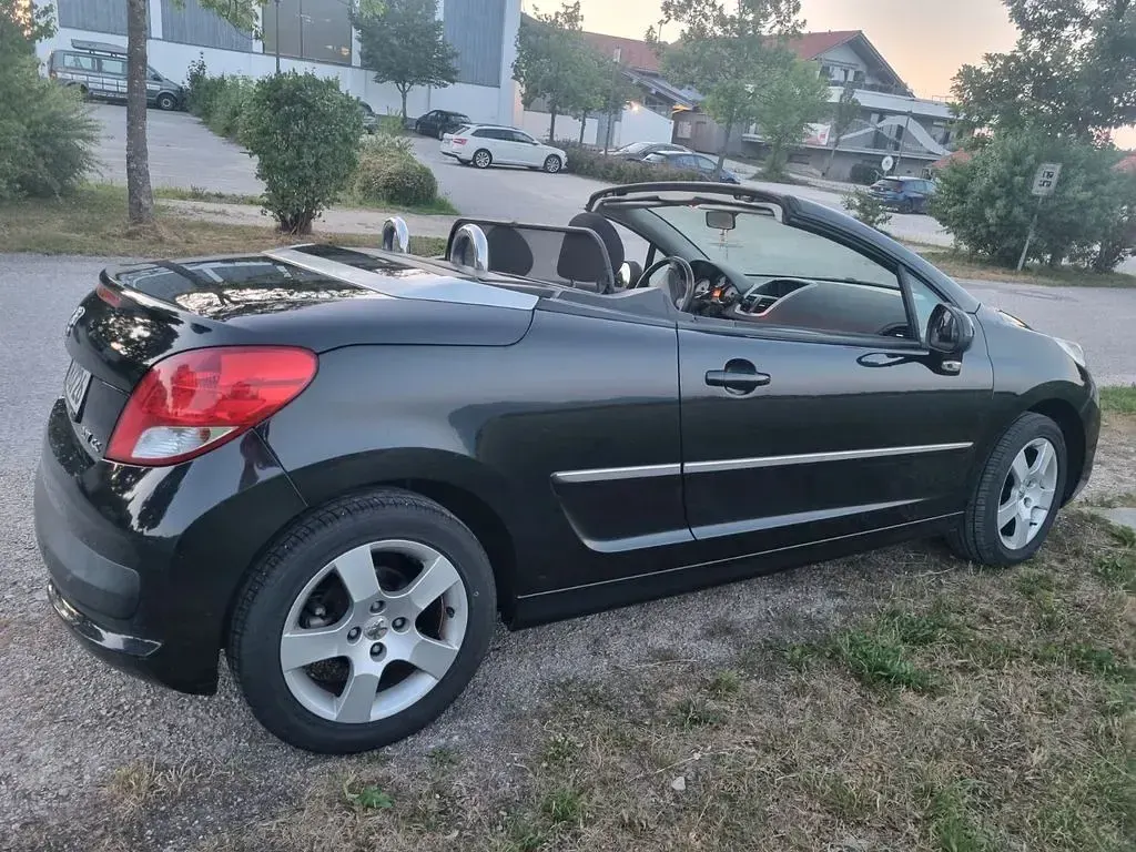 Gebraucht Peugeot 207 CC Filou 120 PS (88 kW) 2010 Schwarz Cabrio