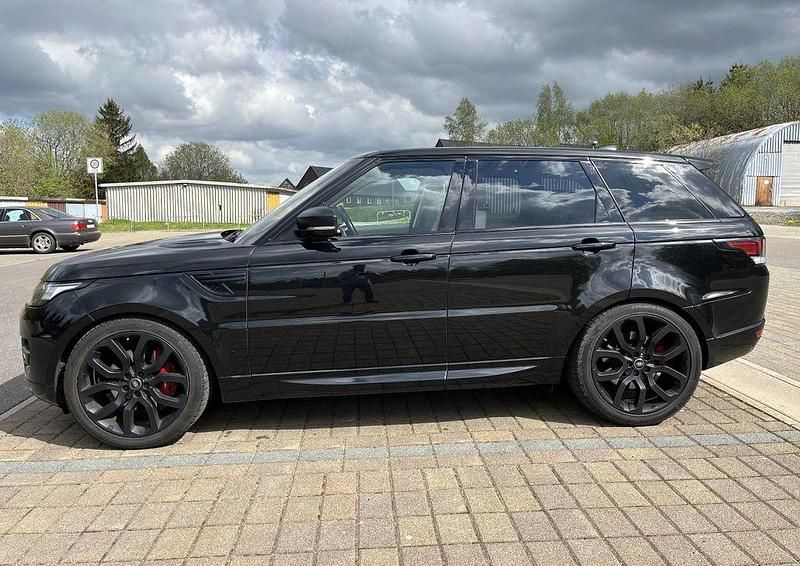 Schwarz Gebraucht 2017 Land Rover Range Rover Sport HSE Dynamic SUV | 30.900 € (Superpreis) - Bild 1/4