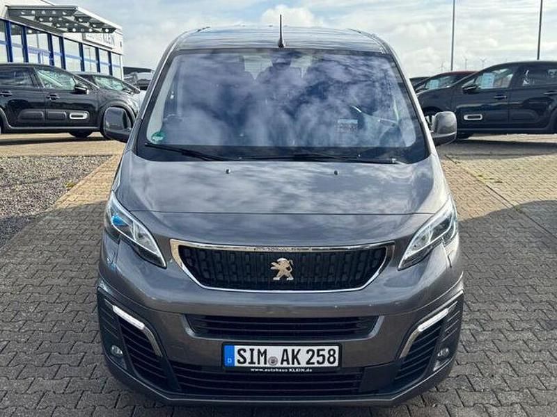 Platiniumgrau Gebraucht 2017 Peugeot Traveller Allure Van / Kleinbus | 28.000 € (Fairer Preis) - Bild 1/4