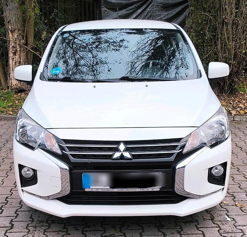 Weiß Gebraucht 2020 Mitsubishi Space Star Kleinwagen | 5.800 € - Bild 1/4