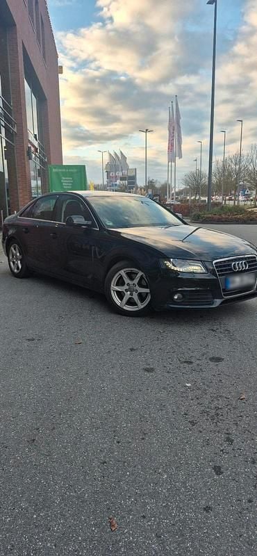 Gebraucht Audi A4 143 PS (105 kW) 2010 Schwarz Limousine