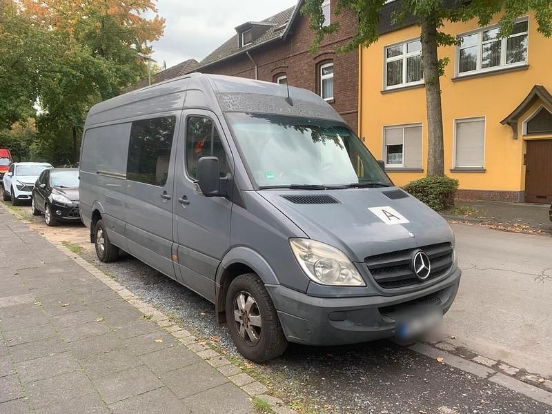 Grau Gebraucht 2007 Mercedes Sprinter Van | 10.000 € (Guter Preis) - Bild 1/4