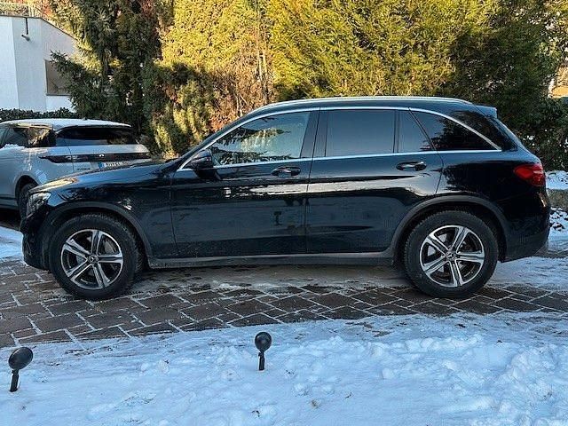 Gebraucht Mercedes GLC250 204 PS (150 kW) 2017 Schwarz SUV