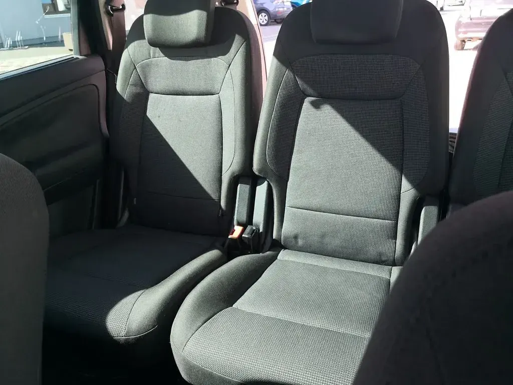 Gebraucht Ford S-MAX Titanium 140 PS (102 kW) 2007 Grau Van / Kleinbus