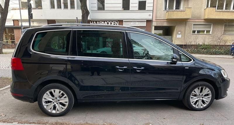 Gebraucht VW Sharan 140 PS (102 kW) 2013 Schwarz Van / Kleinbus