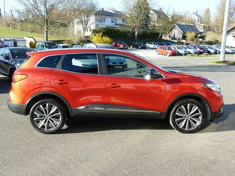 Gebraucht Renault Kadjar Bose Edition 131 PS (96 kW) 2015 Rot SUV