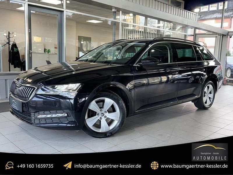 Schwarzmagic perleffekt Gebraucht 2020 Skoda Superb Kombi | 22.480 € (Fairer Preis) - Bild 1/4