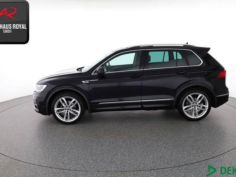 Gebraucht VW Tiguan R-line 150 PS (110 kW) 2020 Deep black SUV