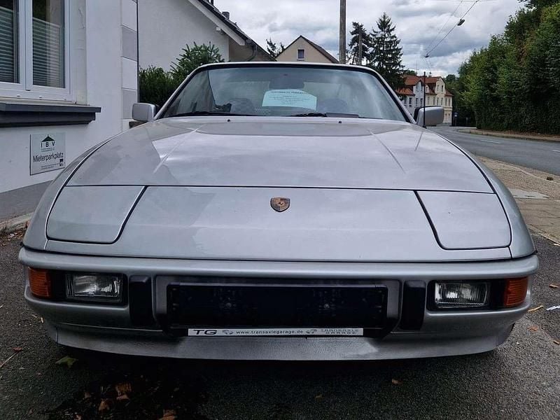 Silber Gebraucht 1981 Porsche 924 Coupé | 12.000 € - Bild 1/4