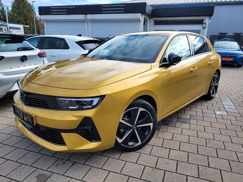 Gebraucht Opel Astra 131 PS (96 kW) 2024 Gelb Limousine