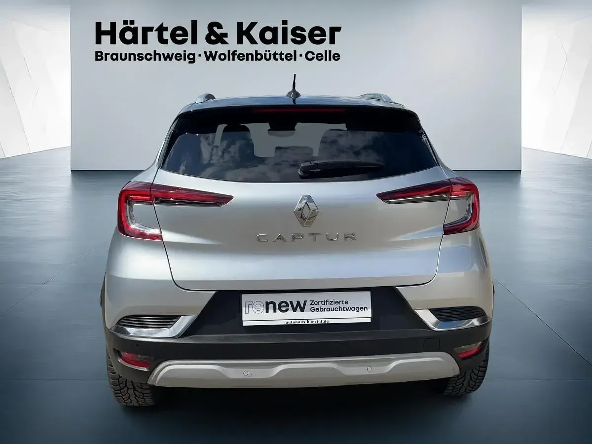 Gebraucht Renault Captur Intens 100 PS (73 kW) 2021 Zweifarbig: highland (silber) SUV