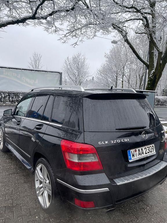 Gebraucht Mercedes GLK320 224 PS (164 kW) 2008 Schwarz SUV