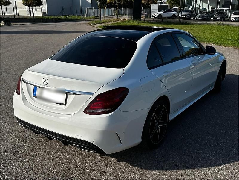 Gebraucht Mercedes C250 AMG line 211 PS (155 kW) 2016 Weiß Limousine