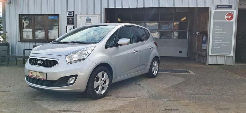 Silber Gebraucht 2013 Kia Venga Spirit Kleinwagen | 6.650 € (Fairer Preis) - Bild 1/4