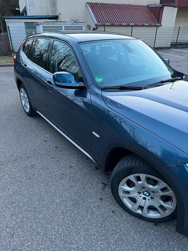Gebraucht BMW X1 150 PS (110 kW) 2011 Blau SUV