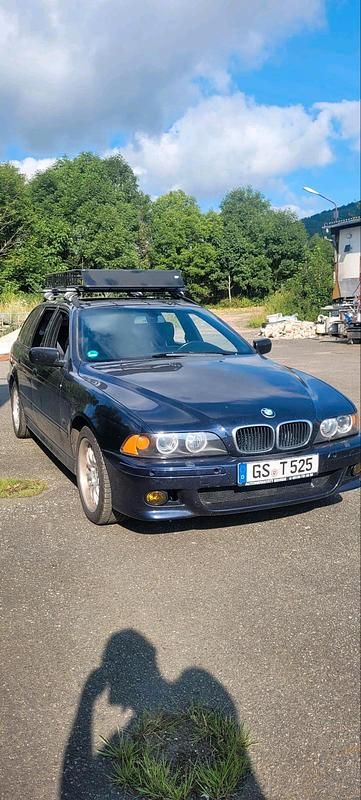 Gebraucht BMW 525 192 PS (141 kW) 2001 Blau Kombi