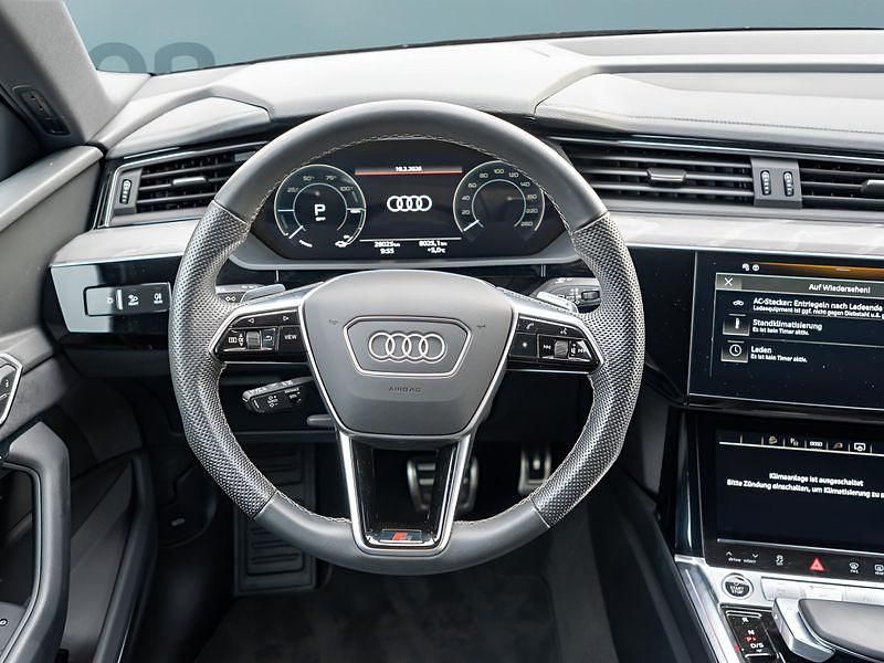 Gebraucht Audi Q8 e-tron 250 kW (340 PS) 2023 Schwarz SUV