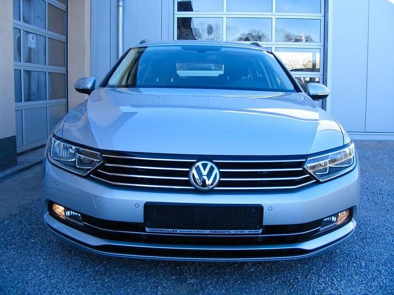 Gebraucht VW Passat Comfortline 150 PS (110 kW) 2019 Silber Kombi
