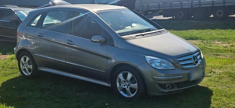 Gebraucht 2008 Mercedes B180 Van / Kleinbus | 2.460 € (Superpreis) - Bild 1/4