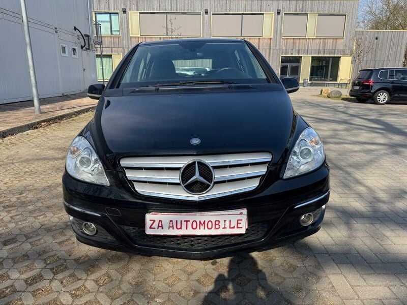 Schwarz Gebraucht 2010 Mercedes B160 Van / Kleinbus | 3.490 € (Guter Preis) - Bild 1/4