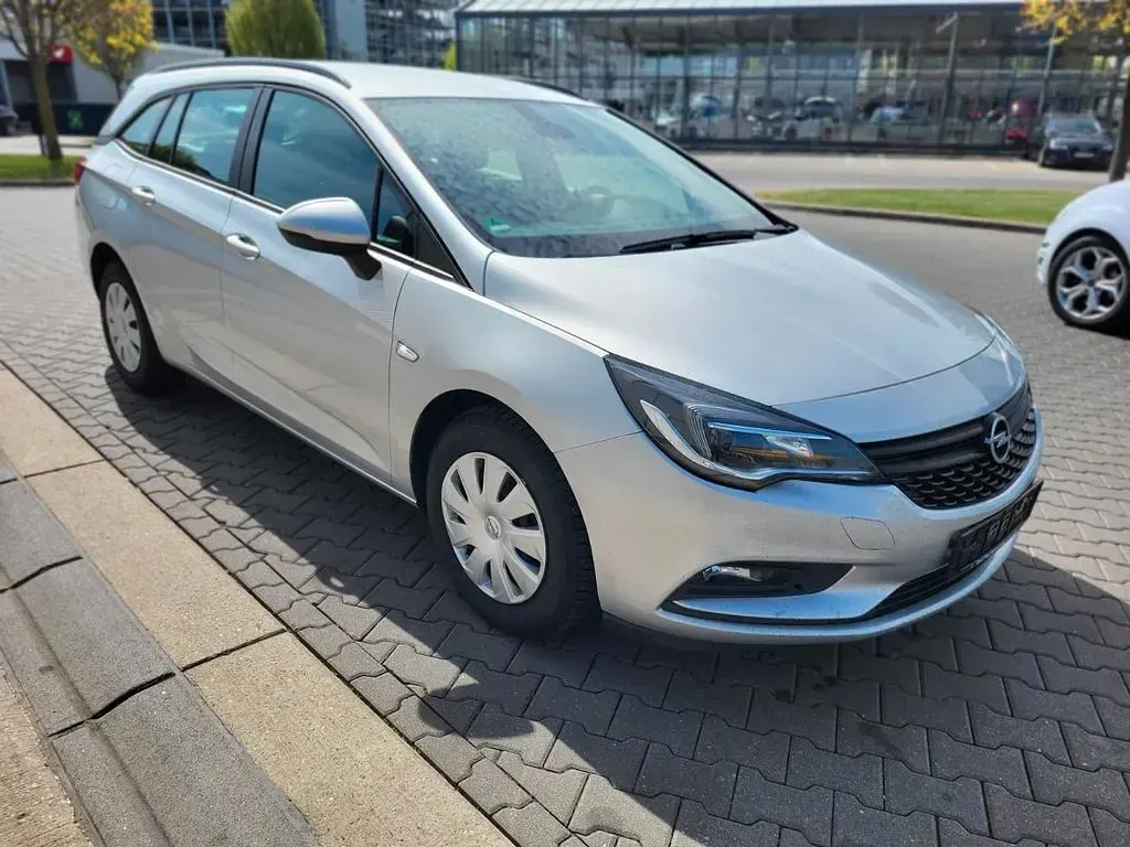 Gebraucht Opel Astra 110 PS (80 kW) 2017 Grau Kombi