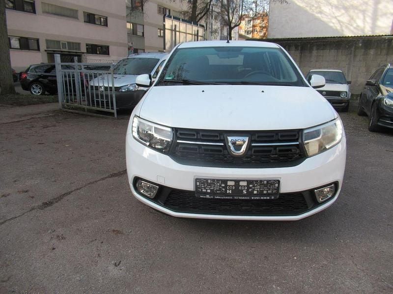 Gebraucht Dacia Sandero Comfort 73 PS (53 kW) 2018 Weiß Limousine
