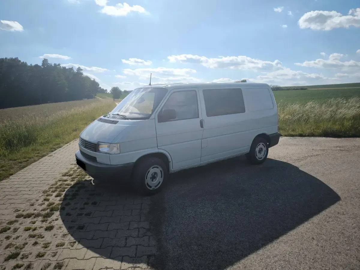 Gebraucht VW T4 102 PS (75 kW) 1999 Blau Van