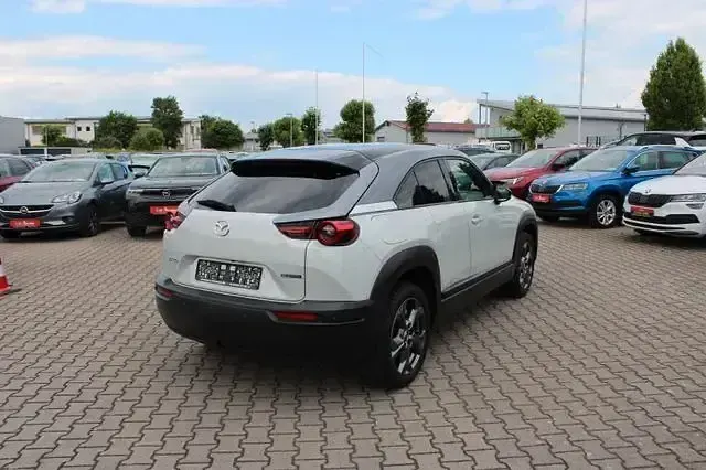 Gebraucht Mazda MX30 107 kW (146 PS) 2022 Weiß SUV