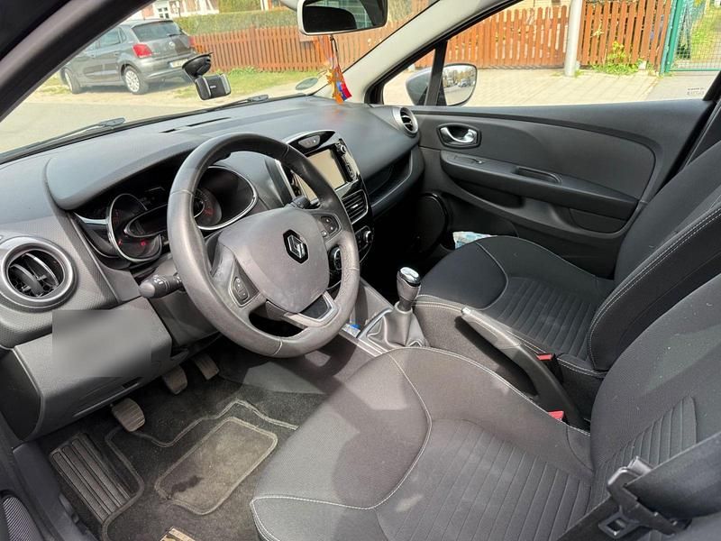 Schwarz Gebraucht 2016 Renault Clio IV LIMITED Kleinwagen | 7.250 € (Guter Preis) - Bild 1/4