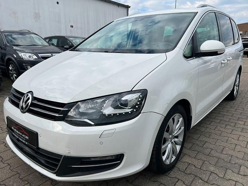 Gebraucht VW Sharan 140 PS (102 kW) 2012 Weiß Van / Kleinbus