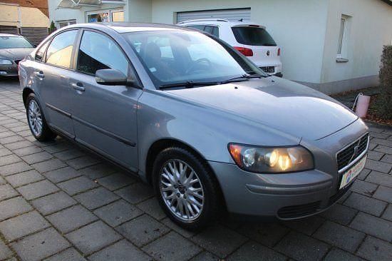 Gebraucht Volvo S40 140 PS (102 kW) 2004 Flintgrey Limousine