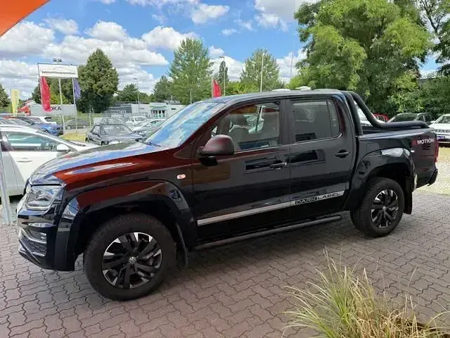 Gebraucht VW Amarok Dark Label 204 PS (150 kW) 2018 Schwarz Pickup