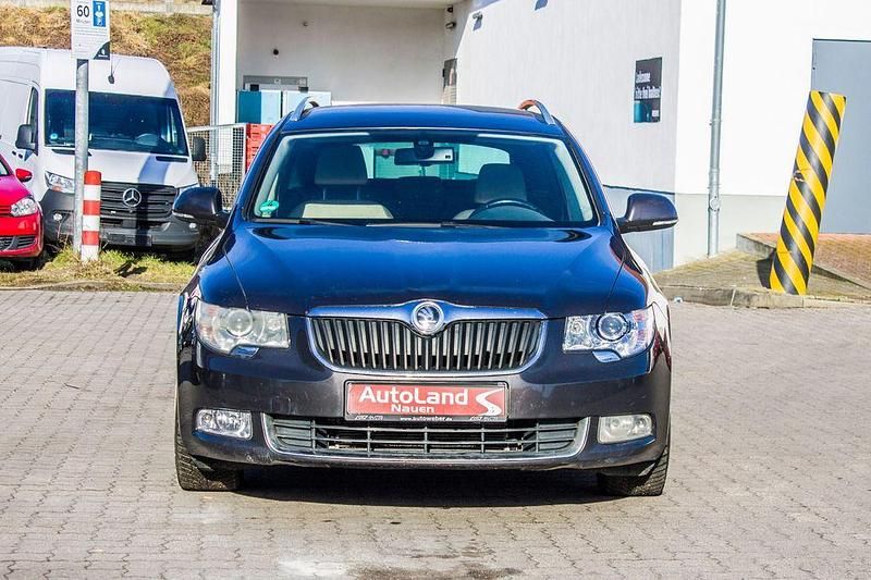 Gebraucht Skoda Superb Elegance 260 PS (191 kW) 2010 Braun Kombi