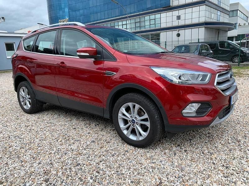 Rot Gebraucht 2019 Ford Kuga Titanium SUV | 13.999 € (Guter Preis) - Bild 1/4