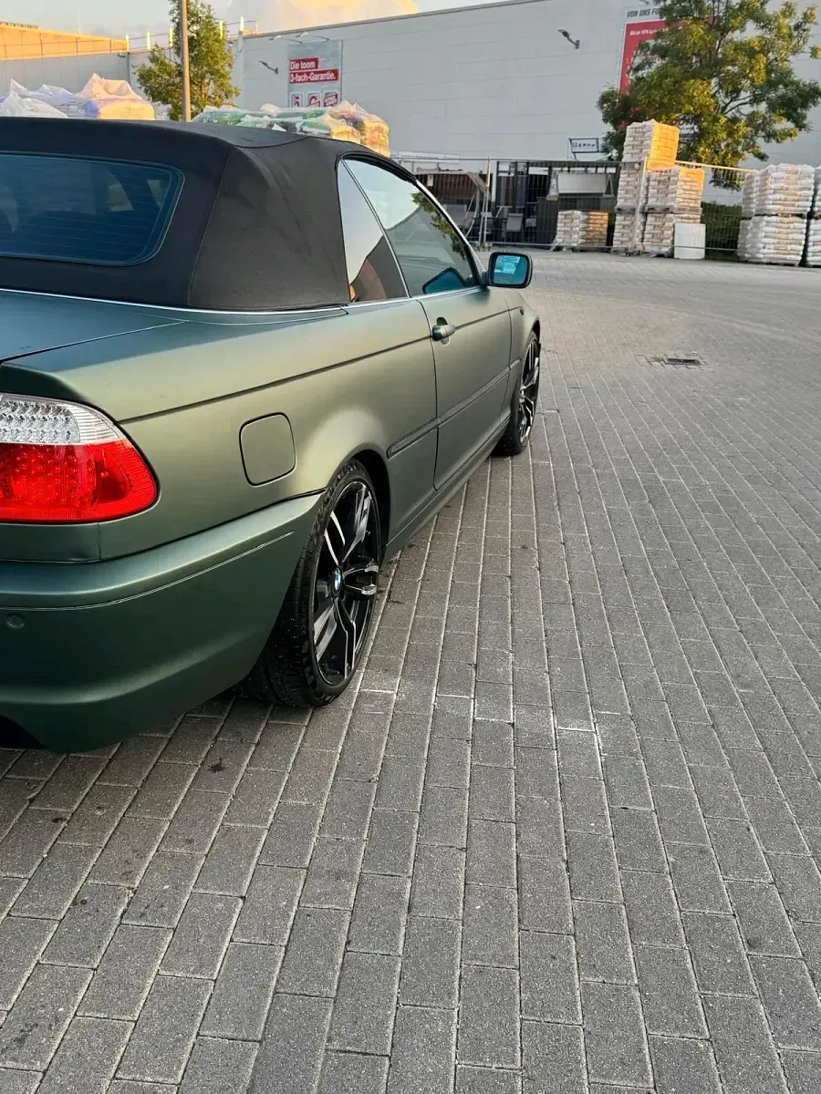 Gebraucht BMW 325 192 PS (141 kW) 2003 Schwarz Cabrio
