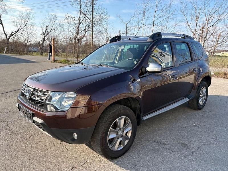 Gebraucht Dacia Duster Lauréate 125 PS (91 kW) 2016 Braun SUV