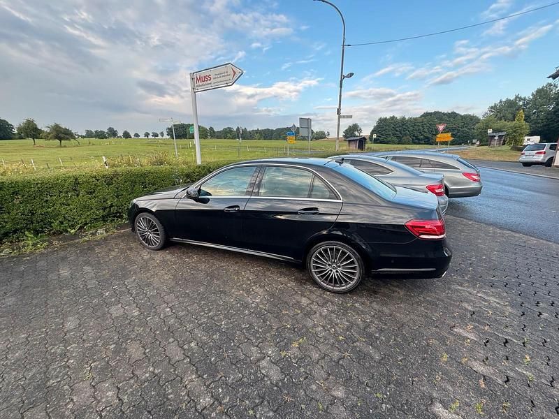 Gebraucht Mercedes 250 204 PS (150 kW) 2013 Schwarz Limousine