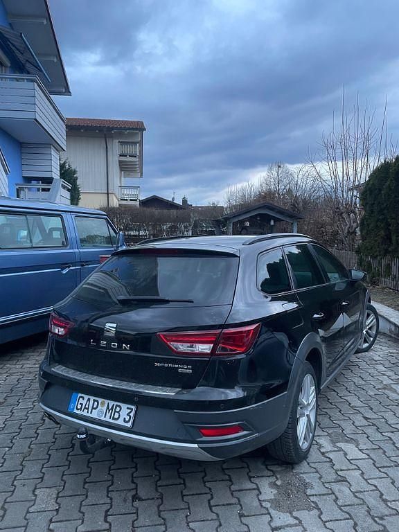 Gebraucht Seat Leon X-Perience 150 PS (110 kW) 2016 Schwarz Kombi