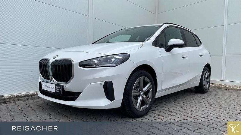 Gebraucht BMW 218 Active Tourer 150 PS (110 kW) 2024 Weiß Van / Kleinbus