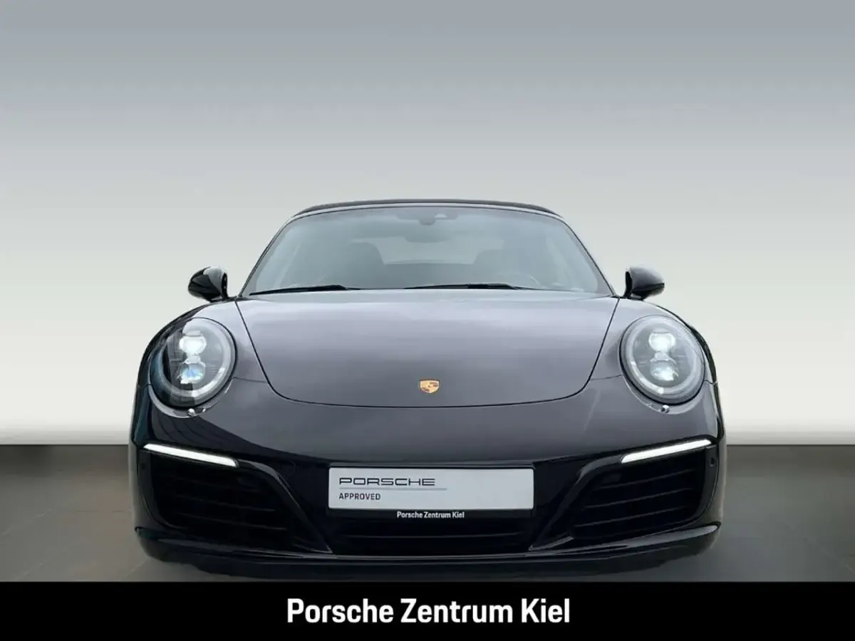 Gebraucht Porsche 911 Carrera Cabriolet 370 PS (272 kW) 2016 Tiefschwarzmetallic Cabrio