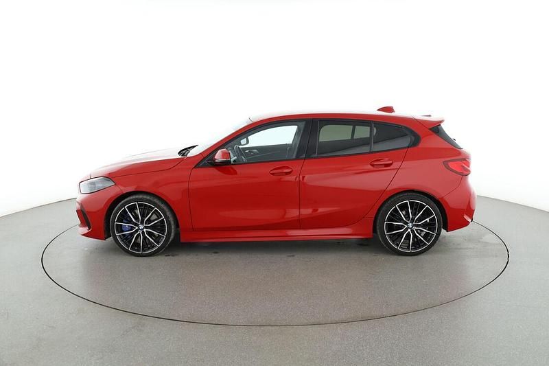 Gebraucht BMW 118 M Sport 150 PS (110 kW) 2021 Rot Kleinwagen