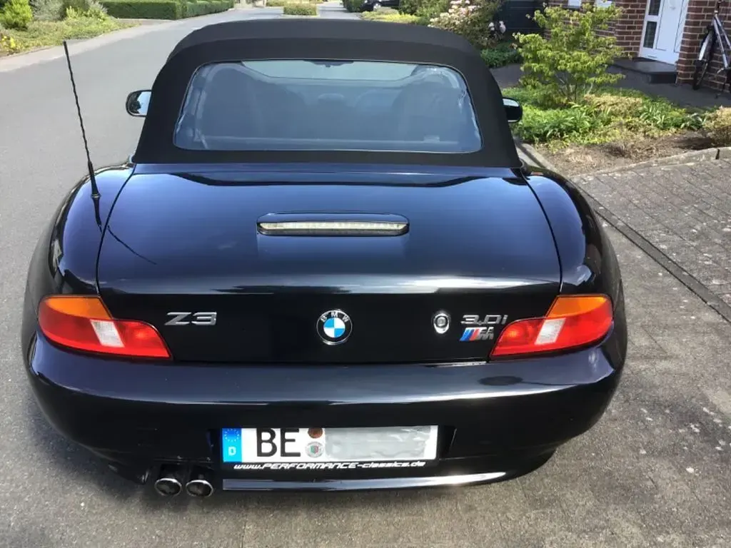 Gebraucht BMW Z3 Performance 231 PS (169 kW) 2002 Schwarz Cabrio