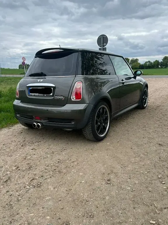 Używany Mini Cooper S 170 KM (125 kW) 2006 Szary Hatchback