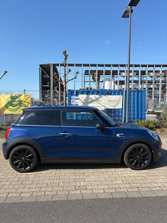 Second-hand Mini ONE 102 CP (75 kW) 2017 Albastru Hatchback